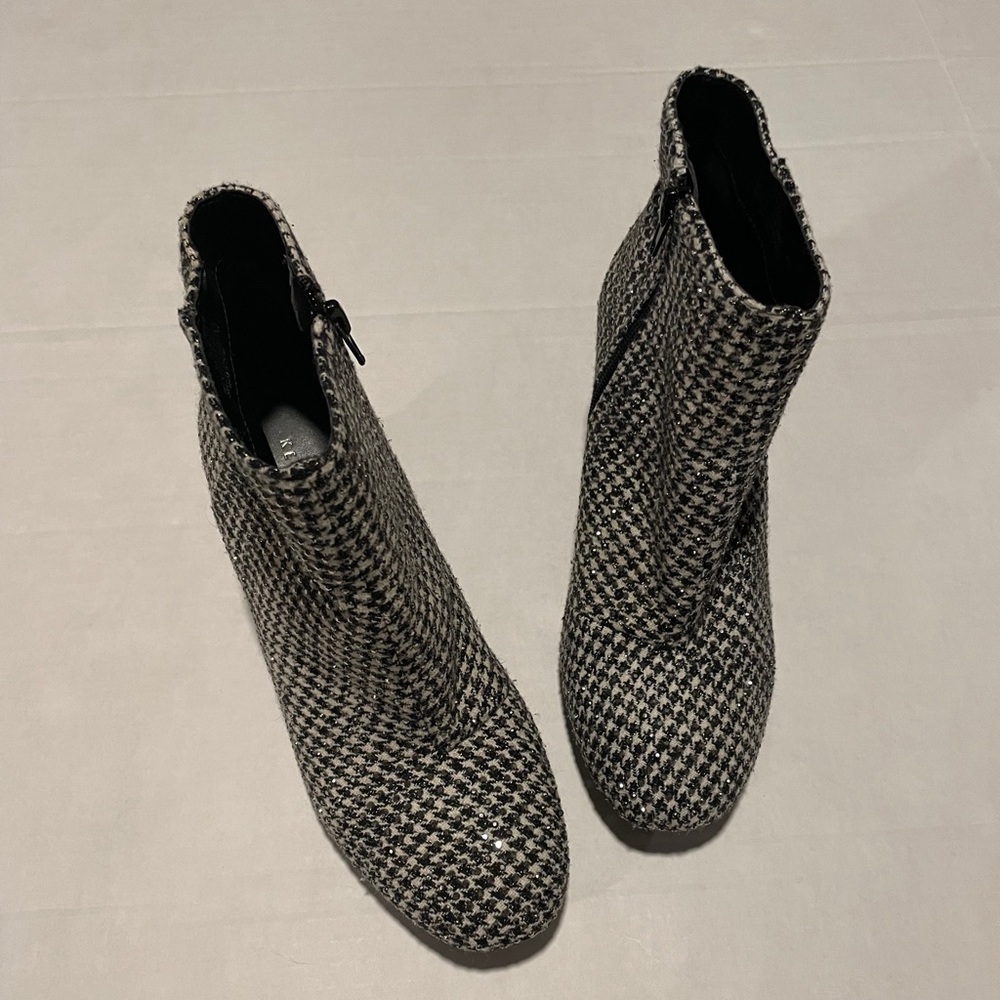 Kelly & Katie Black & White Houndstooth Booties